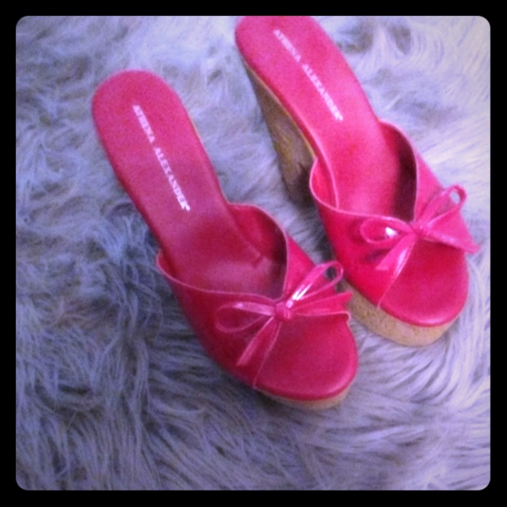 Red high heels wedges